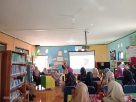 Balai Pintar Pengkol Gelar Workshop Membacakan Nyaring untuk Ibu Muda, Gandeng Komunitas Yuk Cari 